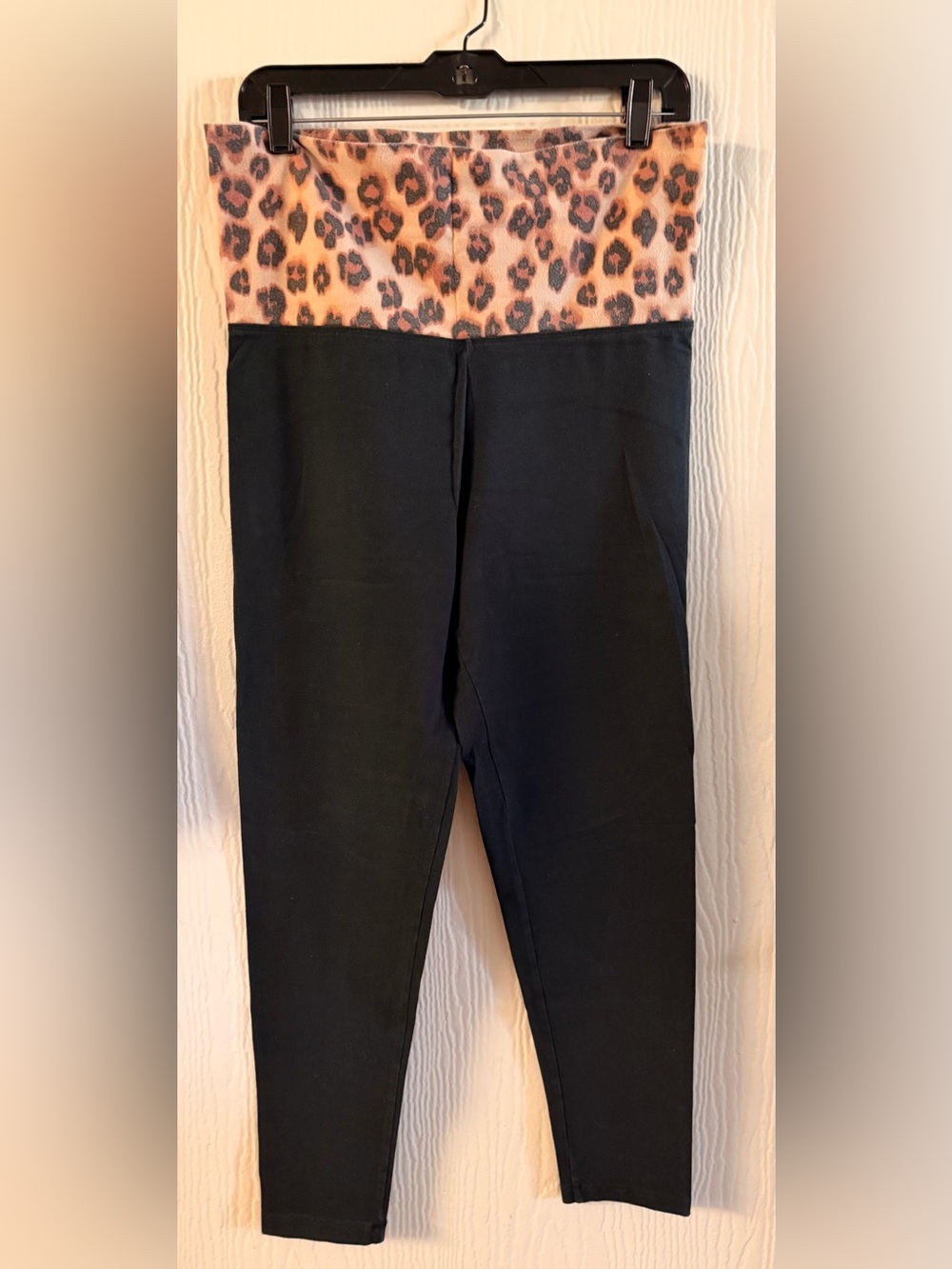Women’s Victoria’s Secrets Black Leggings with Leopard Fold-Over Waistband.